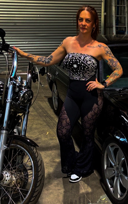 Affiliated bandana pattern - women’s 1312 logo boob tube.